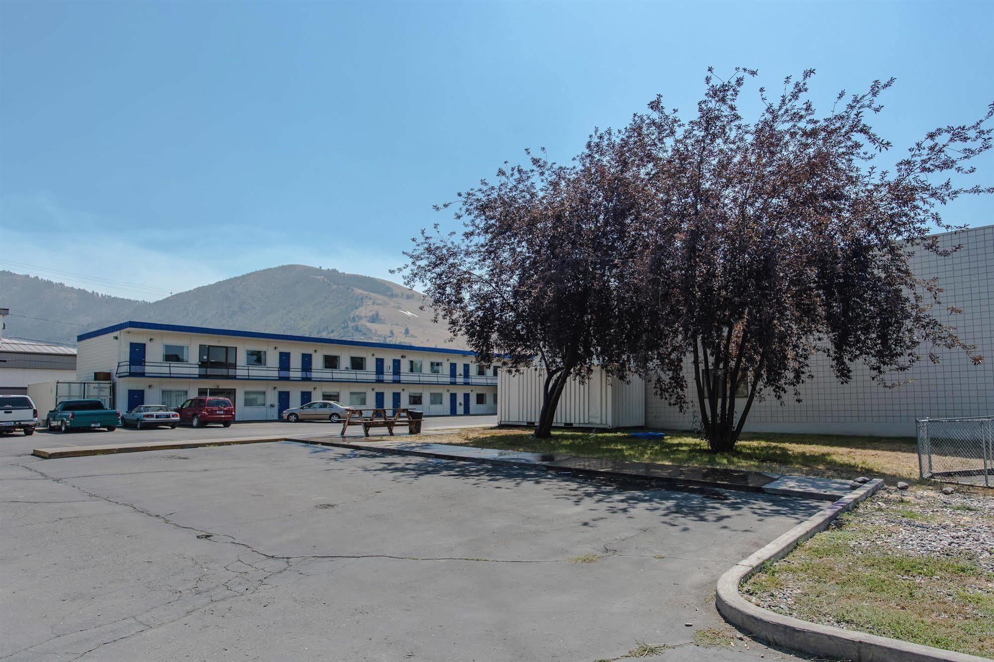 Budget Inn Missoula East מראה חיצוני תמונה